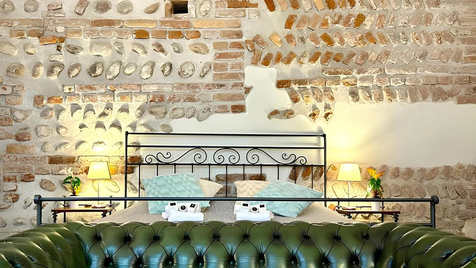 Arena In Love - Centre Rooms Verona 0*,
